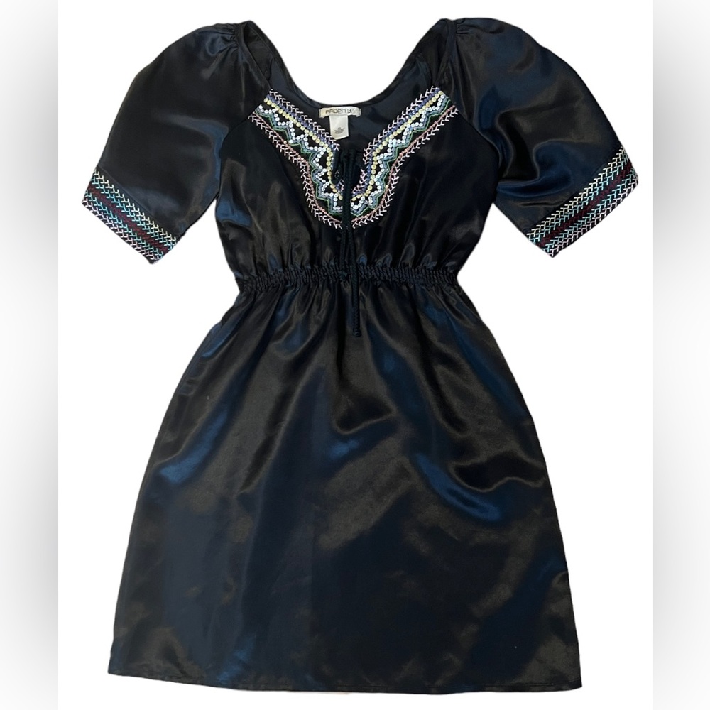 Arden B Boho A-Line cinched Waist Short Sleeve Boat Neck w/ Embroidery Black XS